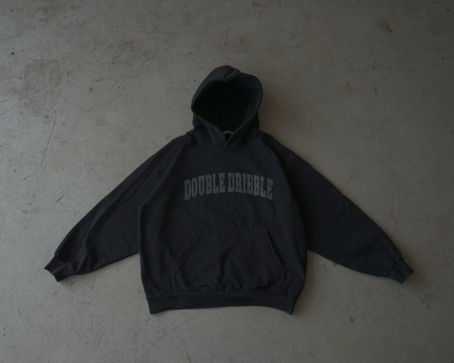 ARCHED HOODIE - CHARCOAL