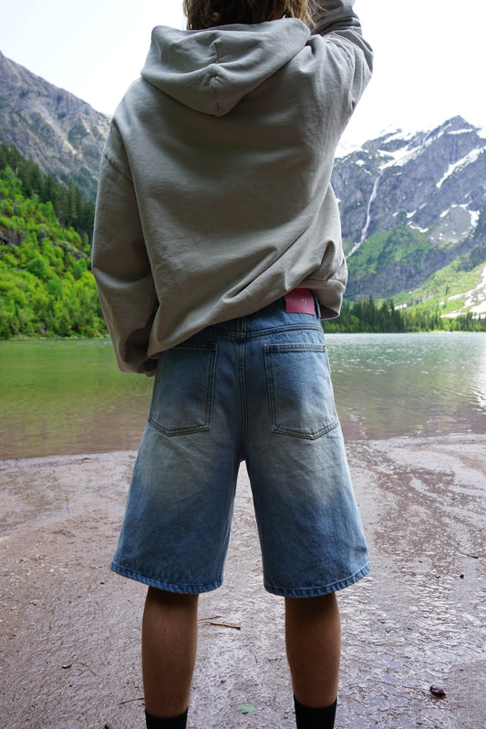 BAGGY DENIM SHORTS